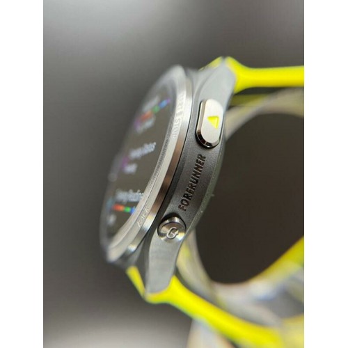 Умные часы Garmin Forerunner 965 Black Dark Grey DLC Titanium Bezel with Yellow and Black strap (010-02809-12) (желто-черный) 1