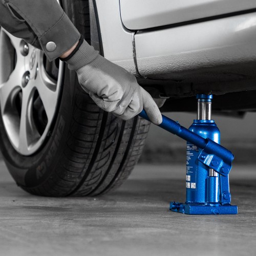 Домкрат гидравлический бутылочный Stels 51115 2т 7