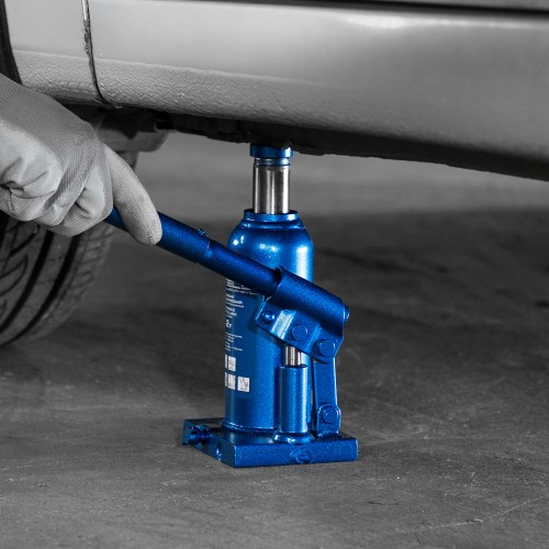 Домкрат гидравлический бутылочный Stels 51115 2т 8