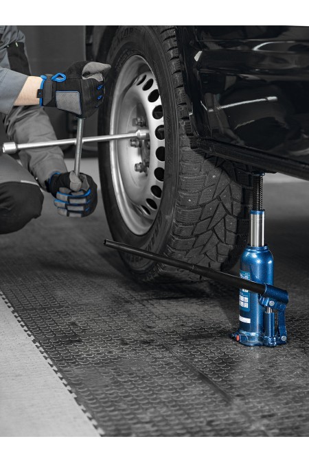 Домкрат гидравлический бутылочный Stels 51163 5т 9