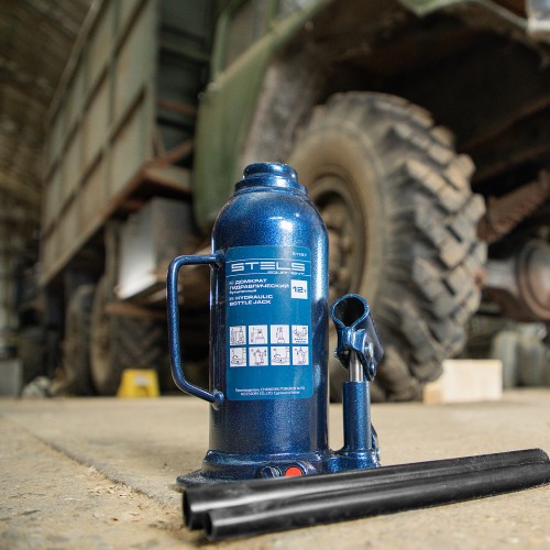 Домкрат гидравлический бутылочный Stels 51167 12 т 9