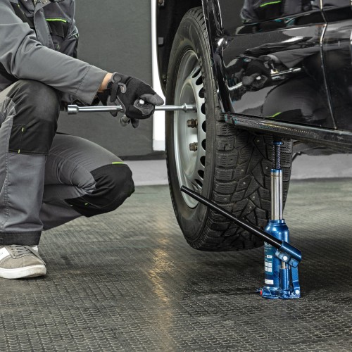 Домкрат гидравлический бутылочный Stels 51174 4т 4