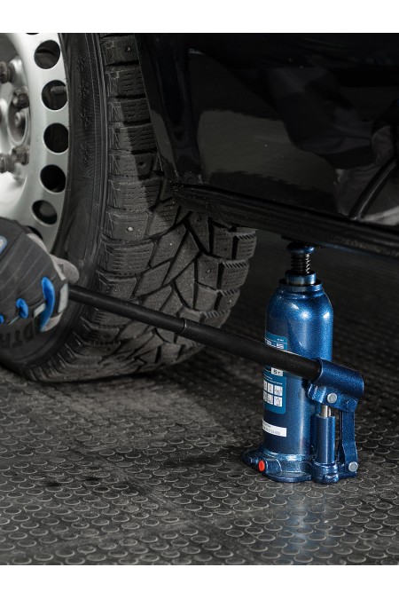 Домкрат гидравлический бутылочный Stels 51175 5т 9