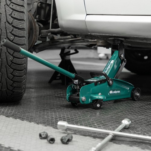 Домкрат гидравлический подкатной Сибртех 2 т 127-330 мм (50832) 1