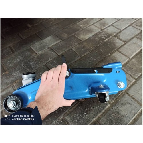 Домкрат гидравлический подкатной Stels 51127 2 т h подъема 140–340 мм 3