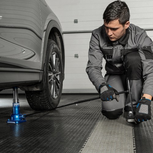 Домкрат механический бутылочный Stels 50103 2т 7