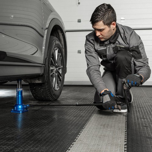 Домкрат механический бутылочный Stels 50105 2т 6