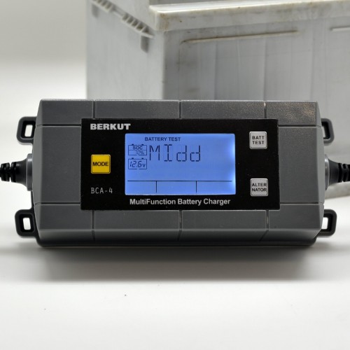 Зарядное устройство Berkut BCA-4 6