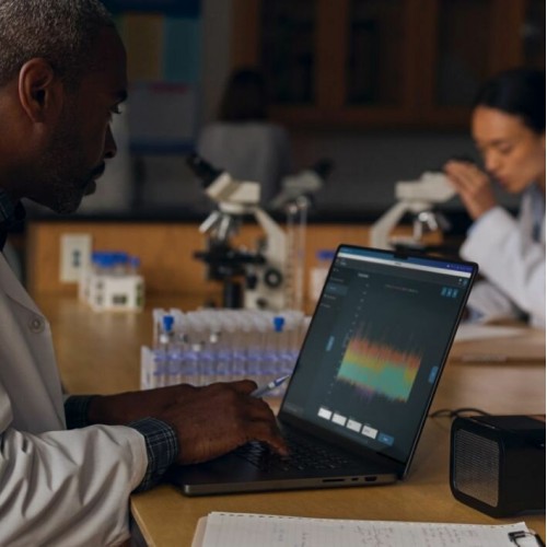 Ноутбук Apple MacBook Pro 14 2024 Apple M4, 16384 Mb, 14.2 3024x1964, 512 Gb SSD, Mac OS (MW2U3) (черный) 9