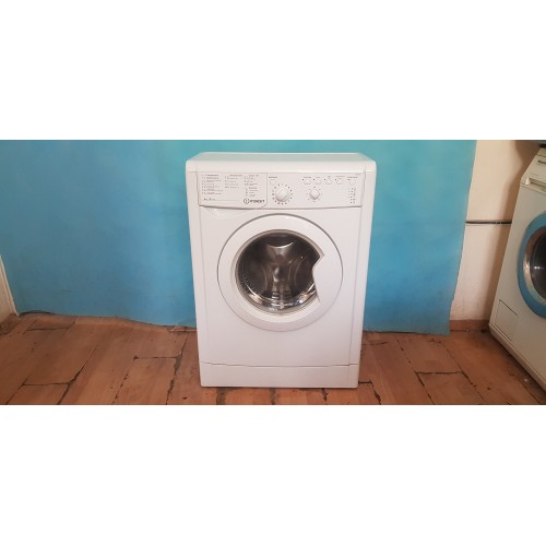 Стиральная машина INDESIT IWUB 4085 (CIS) (белый) 9