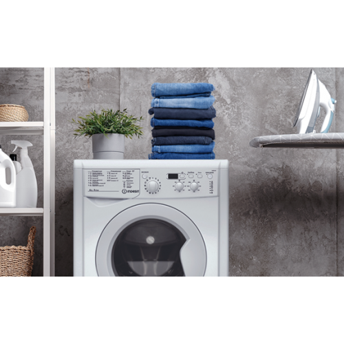 Стиральная машина INDESIT IWUD 4085 (CIS) (белый) 1