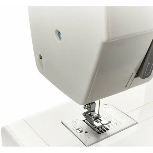 Швейная машина Chayka 142М (белый/серый) 9