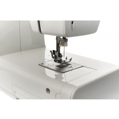 Швейная машина Chayka 740 (белый) 2