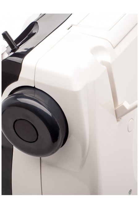 Швейная машина Comfort 16 (белый/черный) 3