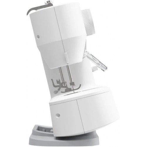 Швейная машина Comfort 23 (белый) 2