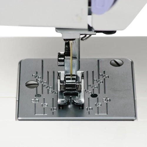 Швейная машина Janome VS 52 (белый/голубой) 3