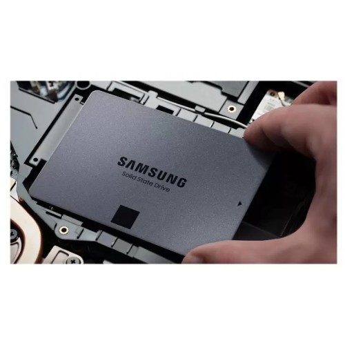 Внутренний SSD Samsung 870 QVO 8 ТБ SATA (MZ-77Q8T0BW) 7
