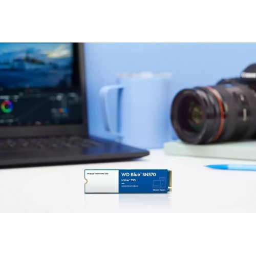 Внутренний SSD Western Digital Blue SN570 NVMe 250 ГБ M.2 (WDS250G3B0C) 4