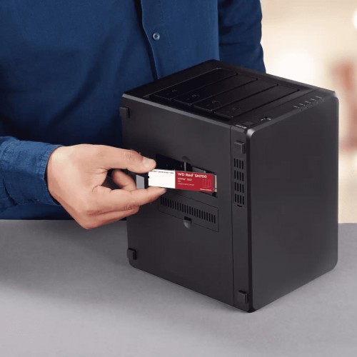 Внутренний SSD Western Digital Red SN700 1 ТБ M.2 2280 (WDS100T1R0C) 5