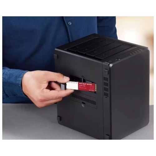 Внутренний SSD Western Digital Red SN700 NVMe 4 ТБ M.2 (WDS400T1R0C) 1
