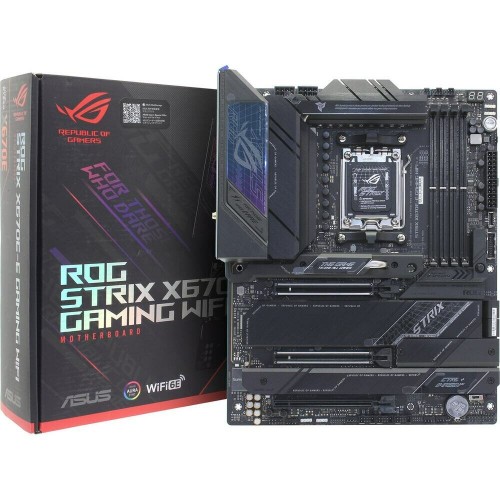 Материнская плата ASUS ROG STRIX X670E-E GAMING WIFI (90MB1B70-M0EAY0) 6