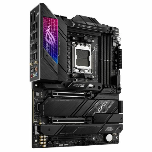 Материнская плата ASUS ROG STRIX X670E-E GAMING WIFI (90MB1B70-M0EAY0) 7