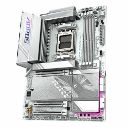 Материнская плата GIGABYTE X870E AORUS ELITE WIFI7 ICE