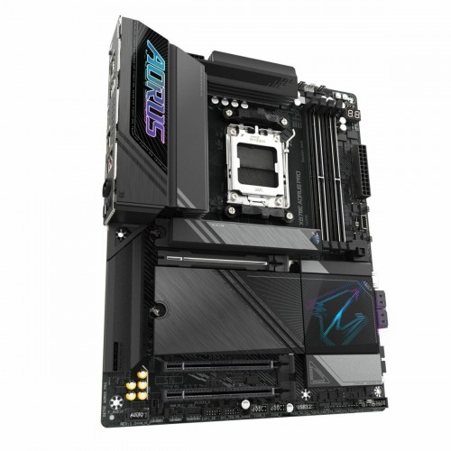 Материнская плата GIGABYTE X870E AORUS PRO 3