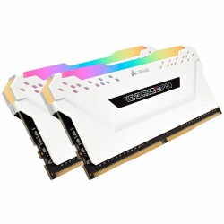 Оперативная память Kingston FURY Renegade Silver RGB 32 ГБ (16 ГБ x 2 шт.) DDR4 3200 МГц DIMM (KF572C38RSAK2-32)