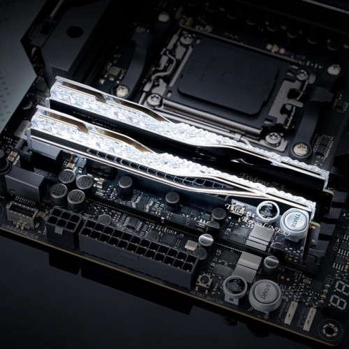 Оперативная память G.SKILL Trident Z5 Royal Neo RGB 32 ГБ (16 ГБ x 2 шт.) DDR5 6000 МГц DIMM CL28 (F5-6000J2836G16GX2-TR5NS) 7