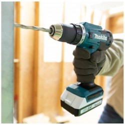 Дрель-шуруповерт Makita DF488D002