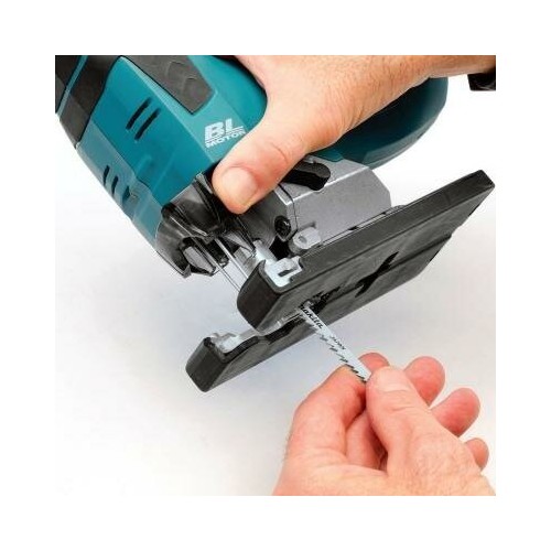 Электролобзик Makita DJV182Z 2