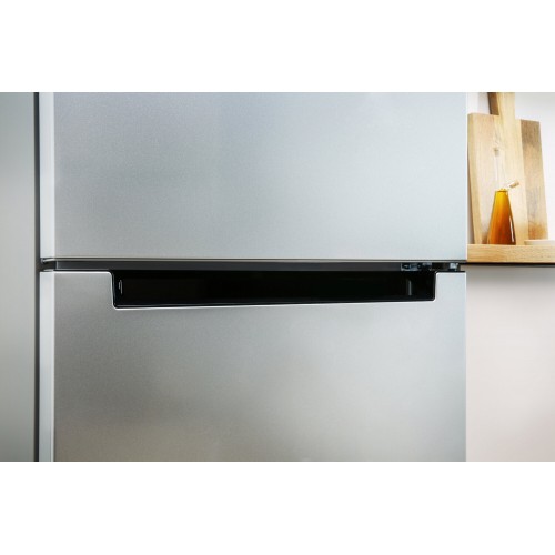 Холодильник INDESIT DS 3200 W (белый) 9