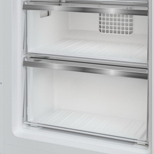 Морозильник Hotpoint-Ariston HFZ 6185 W (белый) 4
