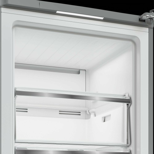 Морозильник Hotpoint-Ariston HFZ 6185 W (белый) 6