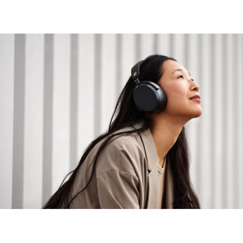 Беспроводные наушники Sennheiser Momentum 4 (черный) 9