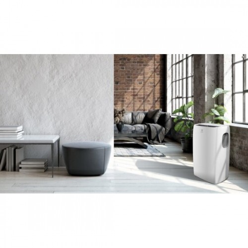 Мобильный кондиционер Electrolux EACM-11 CL/N3 (белый) 4
