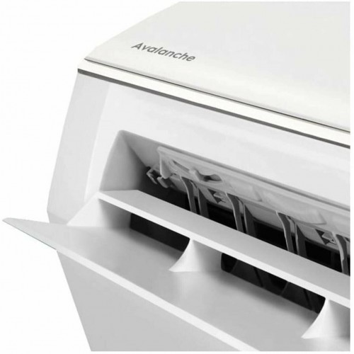 Настенная сплит-система Electrolux Avalanche EACS/I-09HAV/N8_22Y (белый) 1