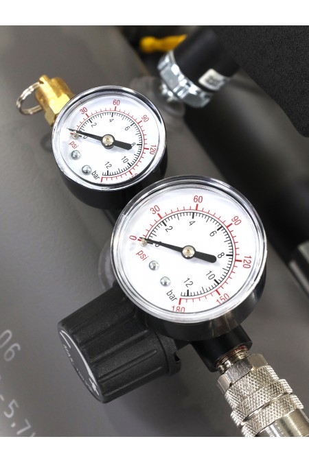 Автомобильный компрессор Berkut SA-06 (серый) 3