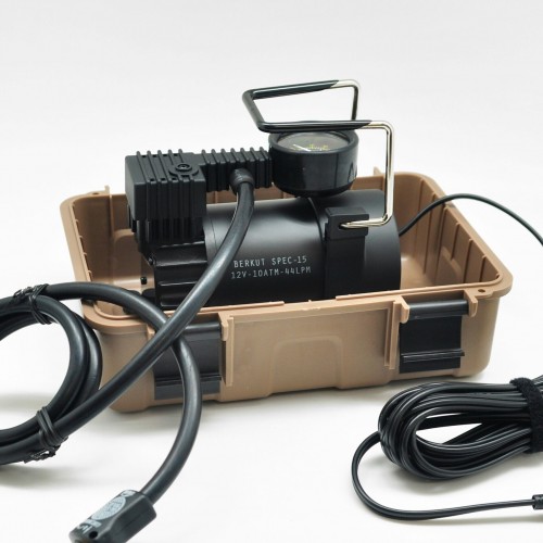 Автомобильный компрессор Berkut SPEC-15 (черный) 