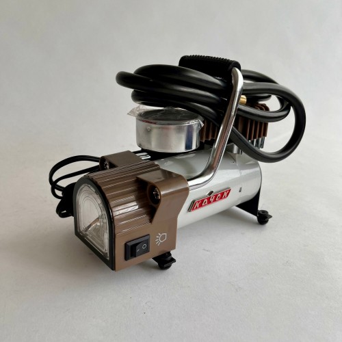 Автомобильный компрессор Качок K50 LED (желтый) 9