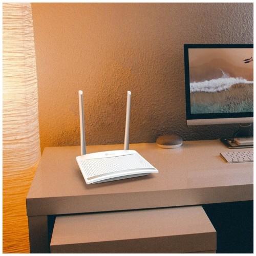 Wi-Fi роутер TP-LINK TL-WR820N (белый) 4