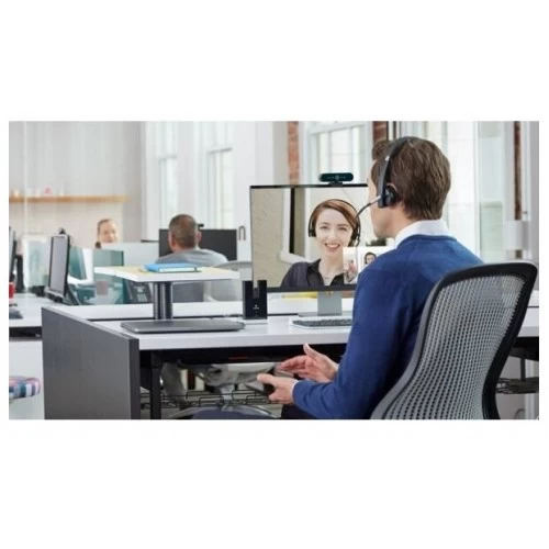 Веб-камера Logitech Brio Ultra (черный) 4