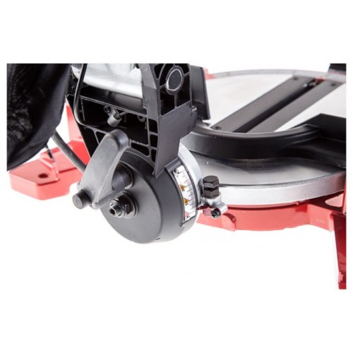 Пила торцовочная Elitech ПТ 1625 (Е2007.004.00) 5