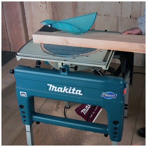 Пила торцовочная Makita LF 1000 3