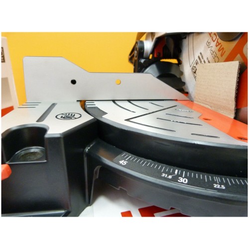 Пила торцовочная ЗУБР ЗПТ-255-1800 ЛМ2 6