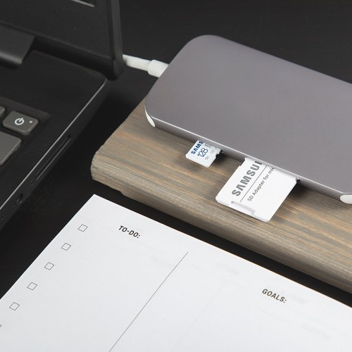 Карта памяти Samsung microSDXC EVO Plus Class 10 A2 V30 UHS-I 128GB адаптер на SD (белый) 6