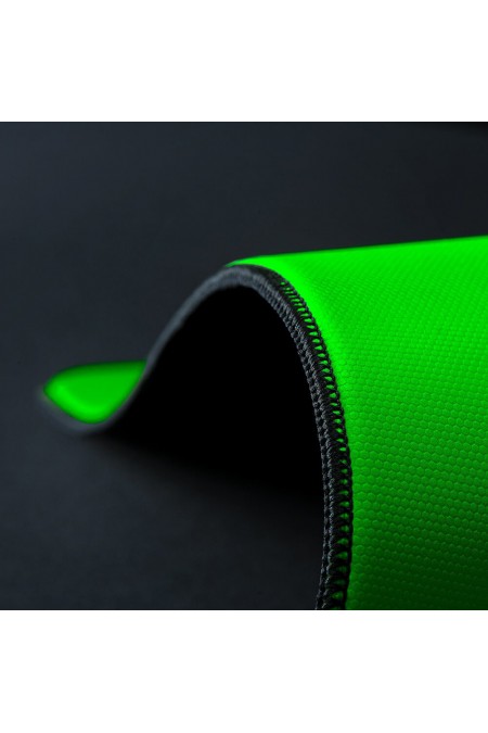 Коврик Razer Gigantus V2 Pro L - Control Mousepad RZ02-05490400-R3M1 480x500мм (черный) 3