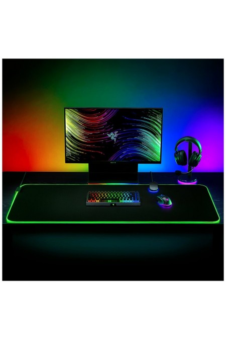 Коврик Razer Goliathus Chroma 3XL Gaming Mouse Mat RZ02-02500700-R3M1 550x1200 мм (черный) 9