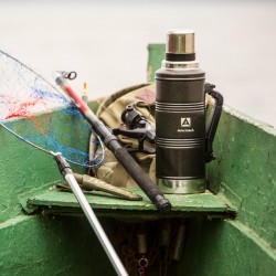 Классический термос Арктика 106-2200Р (черный)